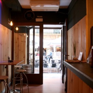 Dentro de la pizzería La Taska