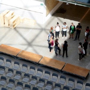 tabakalera-plaza-pública-donostia-gente