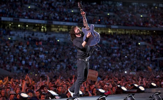 Foo-Fighters-live